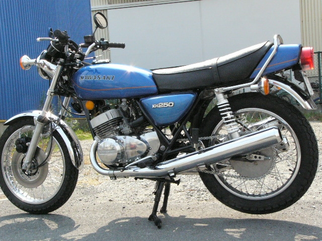 カスタム41Φフォークキット マッハ H1 H2 KH250 KH400 印象のデザイン